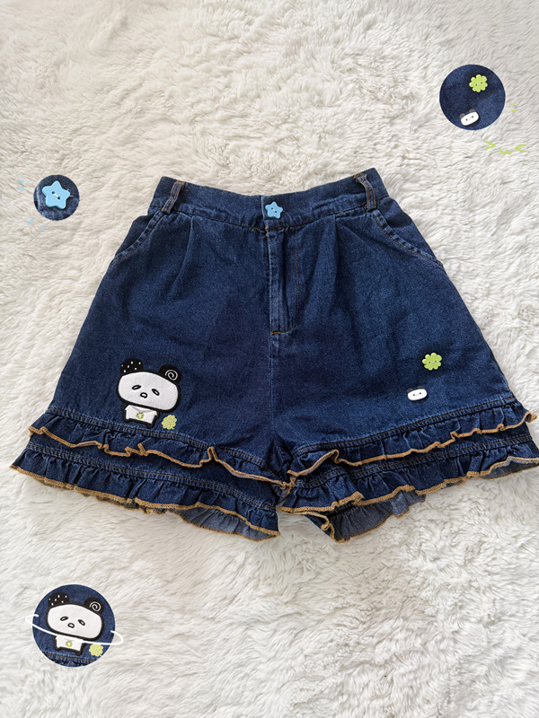 Malt Little Bone (Four-Leaf Clover Panda) Original Cute Double-Layer Lace Denim Shorts, Pure Cotton, Beautiful and Adorable Style Malt Little Bone (Four-Leaf Clover Panda) Original Cute Double-Layer Lace Denim Shorts, Pure Cotton, Beautiful and Adorable Style