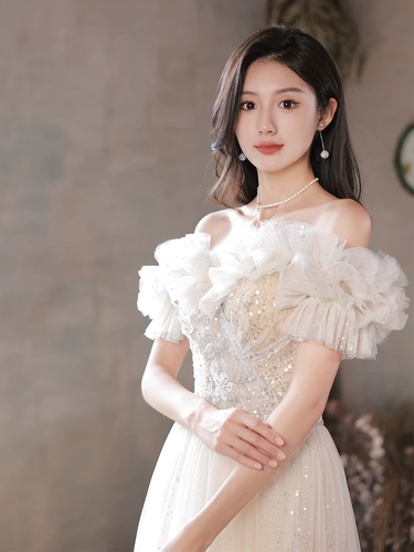 Вечернее платье на одно плечо, новинка 2025 года, летнее классическое доступное роскошное нишевое классическое платье для мастеров, церемония совершеннолетия, тяжелое индустриальное платье