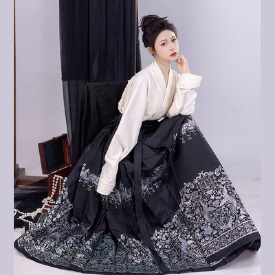 Caozhou Prefecture Original Taiping Ming style Hanfu women's New Chinese-style daily commuting style mother-of-pearl inlaid horse face skirt Airplane sleeve set