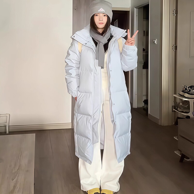 Yuyuxili Chinese Style Long down Jacket for Women, Knee-Length, Thickened with White Duck Down, Suitable for Art Exam Students and Couples Yuyuxili Chinese Style Long down Jacket for Women, Knee-Length, Thickened with White Duck Down, Suitable for Art Exam Students and Couples