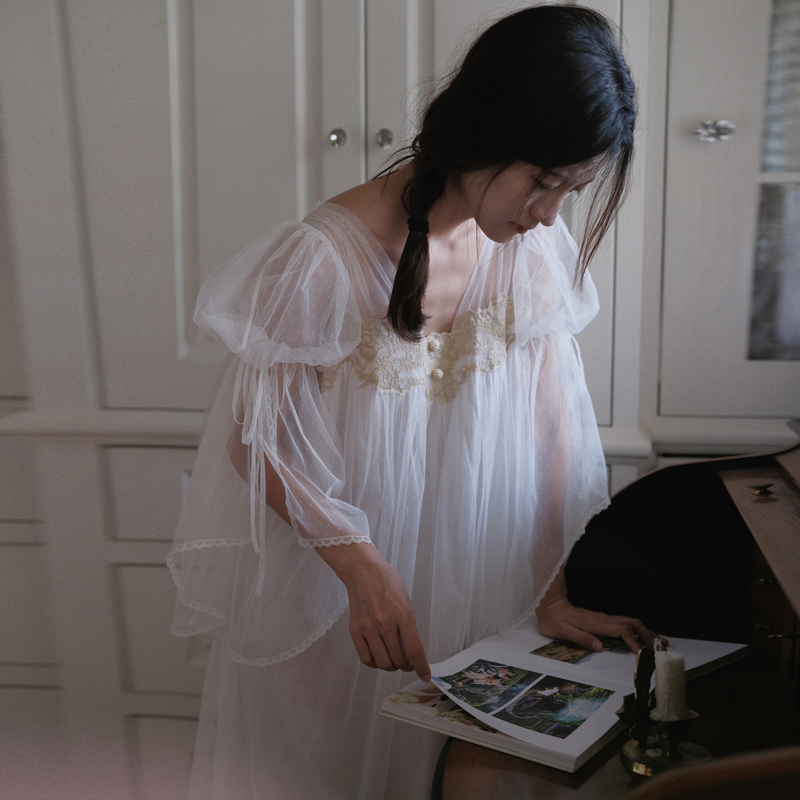 Summer Women's Lace Nightgown, French Style, Sexy White Princess Nightgown, Long-Sleeved Dressing Gown, Female Bride Dress Summer Women's Lace Nightgown, French Style, Sexy White Princess Nightgown, Long-Sleeved Dressing Gown, Female Bride Dress