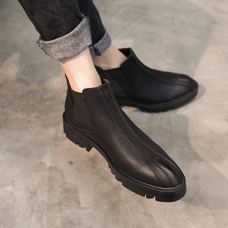 Martin Boots Male middle cylinder spring breathable new men high cylinder leather shoes Inn Overalls Chelsea boots Short boots