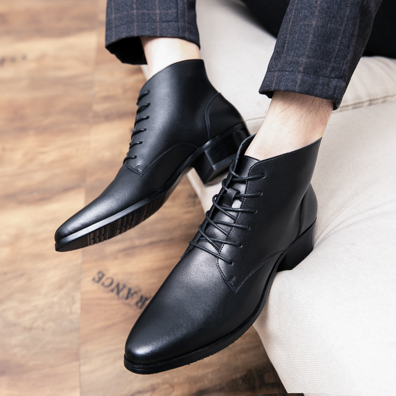 Martin boots male midcylinder spring breathable 2022 new leather boots heightening Inn Wind Business High cylinder men's leather shoes