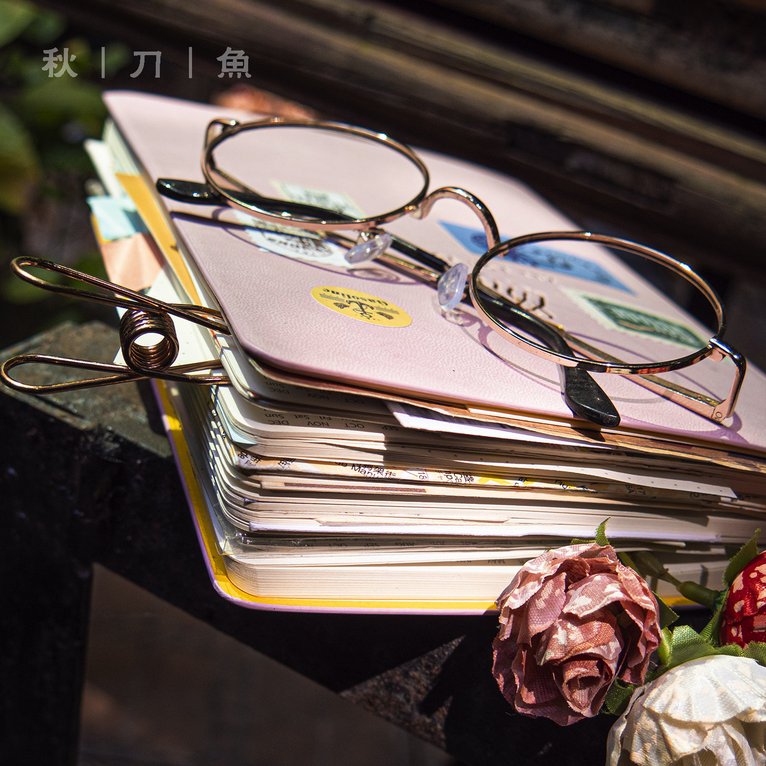 Autumn Knife Fish 2022 Calendar plans This schedule Efficiency Hand books This ultra-thick notebook minimalist university students day series Retro art Refinement Notepad Diary of the present Grid Hand ledger