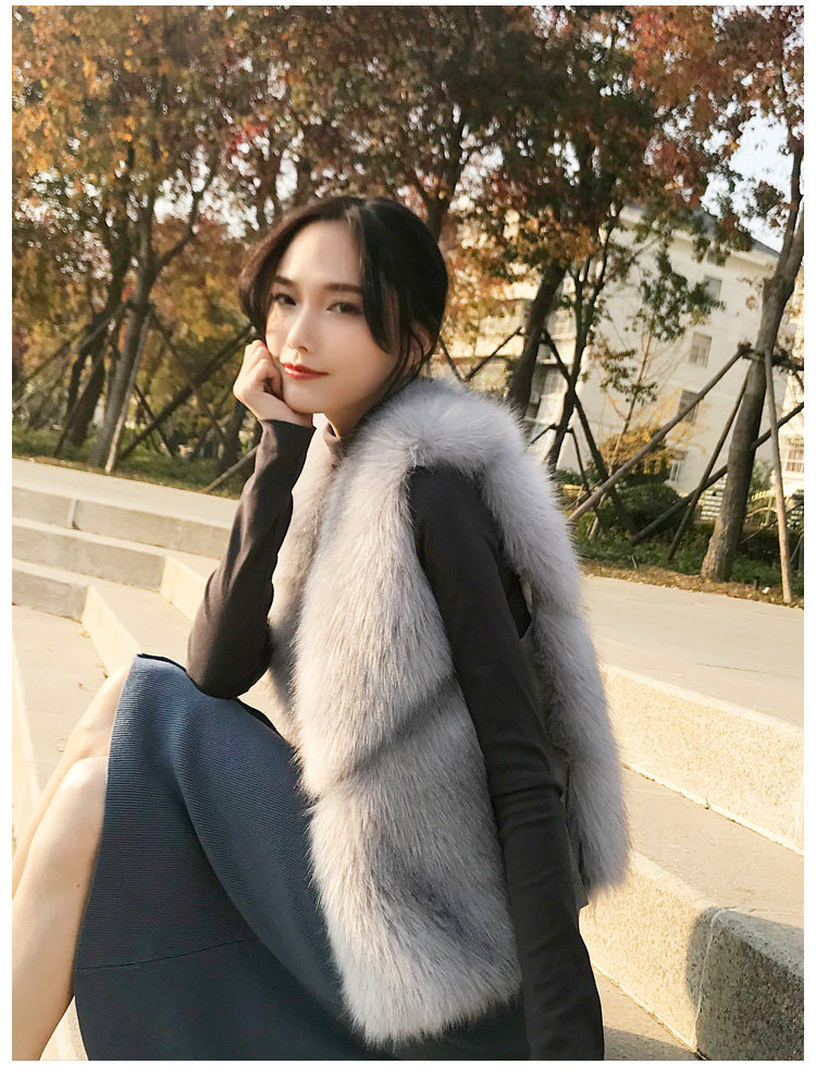 初曼丽 仿皮草 女狐狸毛马甲 图8