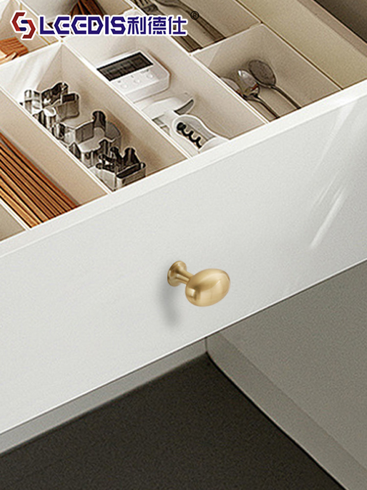 French Retro Brass Oval Cabinet Door Handle Antique Style Solid Pigeon Egg Cabinet Drawer Wardrobe Door Handle