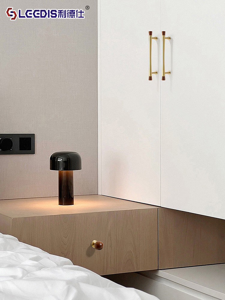 New Chinese-Style Retro Walnut Wood Brass Cabinet Door Handle, Antique Bronze Color Round Ball Cabinet Wardrobe Drawer Handle