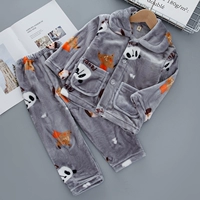 S52-серый фон Панда