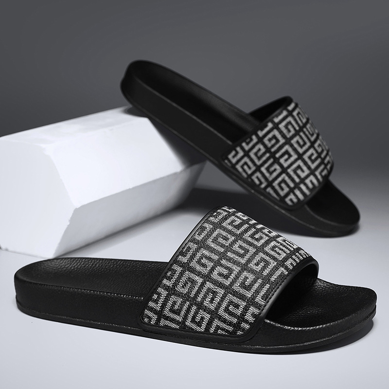 Suitable for Fendi Men's Slippers, Men's Summer Pure Black Outdoor Non-Slip Thick-Soled Home Slippers