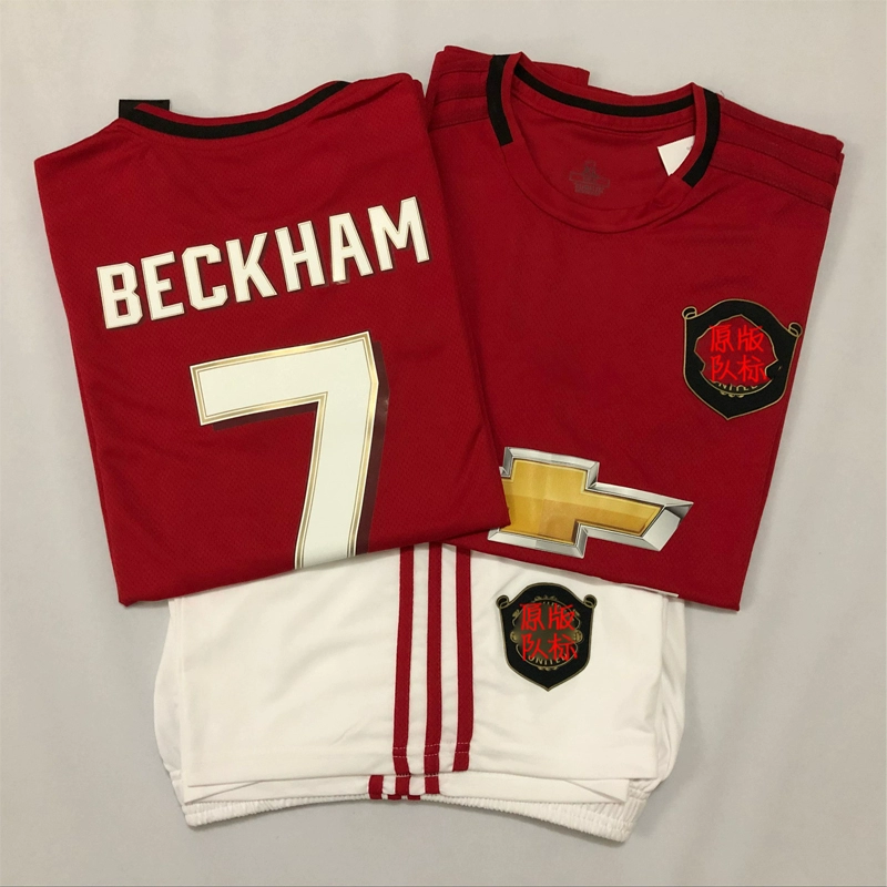 18-19-20 Manchester United áo bóng đá mùa giải mới thiết lập đồng phục Beckham phiên bản kỷ niệm của Triple Crown - Bóng đá 	găng tay thủ môn ko xương