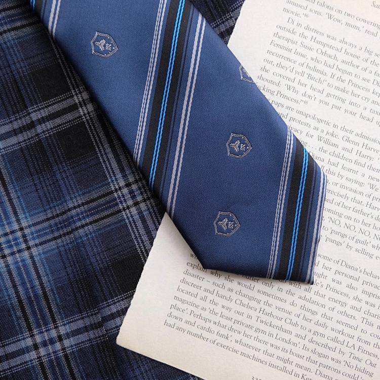 Kasukabe (Tsumoto woman) original blue with bow tie spot jk uniform small accessories