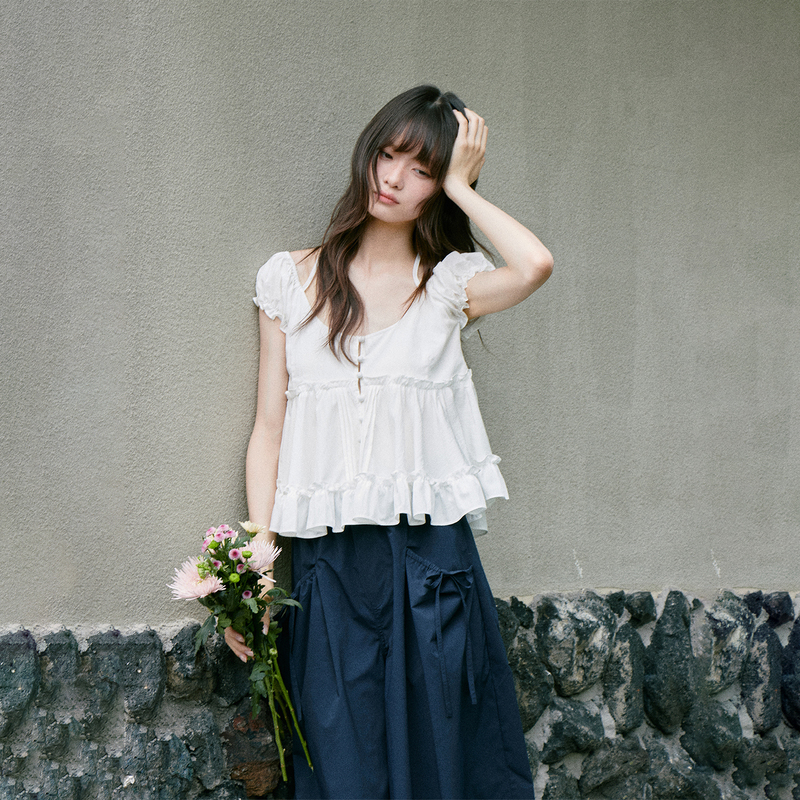 Amweird 26Ss “Shaking Thoughts” Puff Sleeve Halter Neck Shirt Versatile Summer Pure Desire T-Shirt Top Amweird 26Ss “Shaking Thoughts” Puff Sleeve Halter Neck Shirt Versatile Summer Pure Desire T-Shirt Top