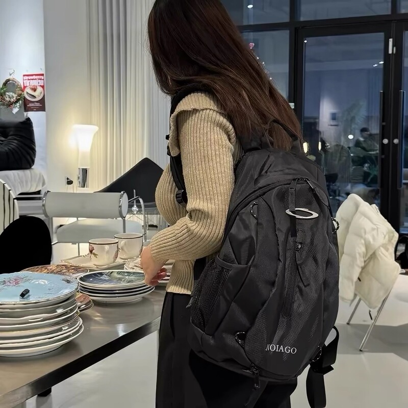 Somi's Korean Direct Mail Noiago Color-Blocking Functional Versatile Backpack, Same Style as Minji, Ins Korean Style Somi's Korean Direct Mail Noiago Color-Blocking Functional Versatile Backpack, Same Style as Minji, Ins Korean Style