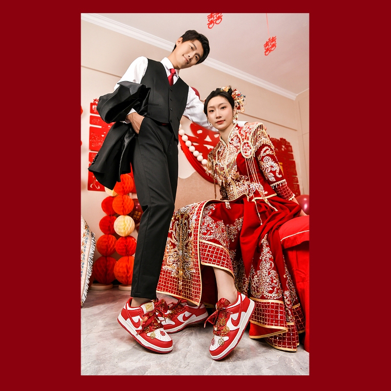 Red Wedding Shoes, Bridal Shoes, He Xiu Wedding Dress Two-Way Wear Women's Shoes, Flat Sports Sneakers, Zodiac Year He Xiu Wedding Shoes