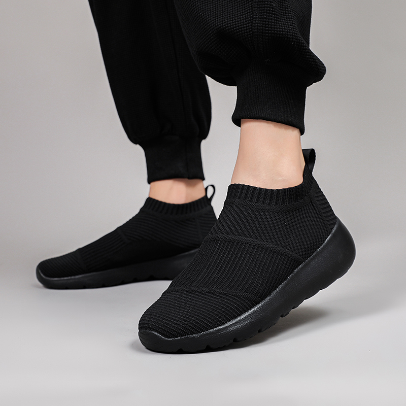2026 Autumn New Style Fleece-Lined Slip-On Sock Shoes Low-Cut Lazy Shoes Casual Warm Men's and Women's Walking Cotton Shoes 2026 Autumn New Style Fleece-Lined Slip-On Sock Shoes Low-Cut Lazy Shoes Casual Warm Men's and Women's Walking Cotton Shoes