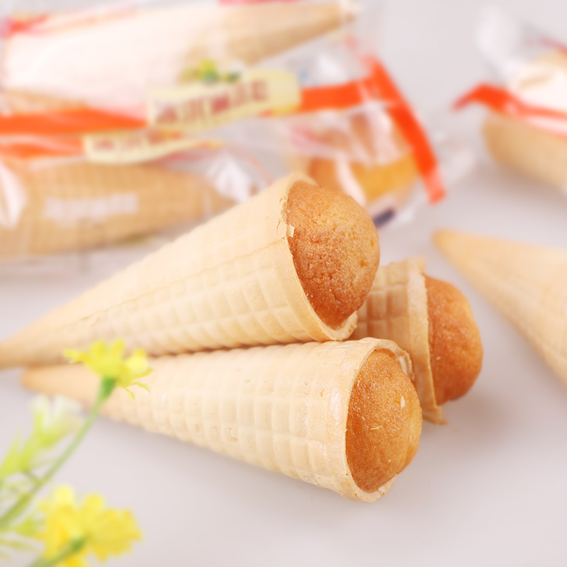 Clubbing ice cream cake chicken cake whole box about 125 nutritious breakfast bread snack snacks in bulk