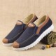 Popular casual style non-slip and wear-resistant old Beijing cloth shoes