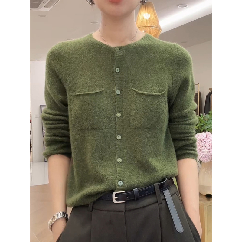 Korean-Style Green Single-Breasted Long-Sleeve Knit Cardigan for Women, New Autumn Model, High-End Casual Fashion, Stylish and Versatile Top