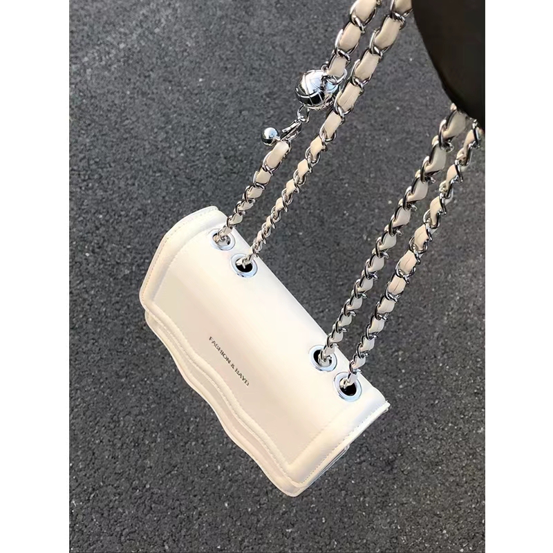 French-Style High-End Niche Design White Small Square Bag for Women, Light Luxury Texture, 2023 New Model Chain Shoulder Crossbody Bag