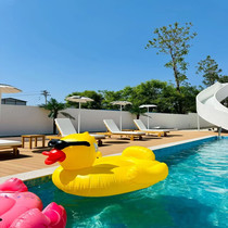 Summer vacation floating row inflatable sunglasses big yellow duck adult water inflatable floating bed swimming pool mount inflatable lounge chair
