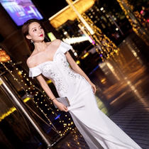 White evening dress female 2021 New noble temperament shoulder sexy socialite host dress fishtail