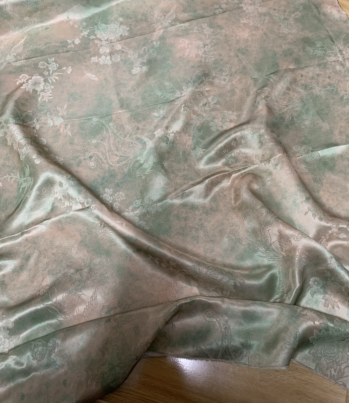 Tb24-065 Silk King Satin Tie Dye Green (Phoenix Peony) 114 Door Width