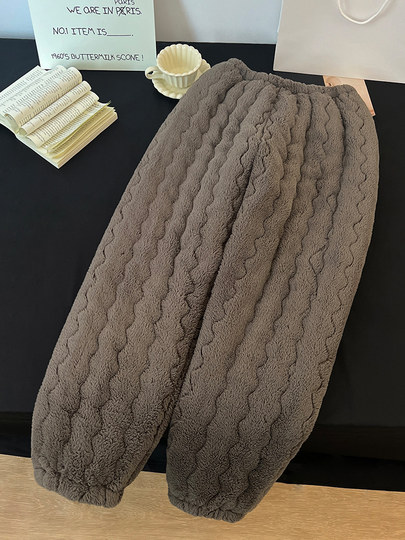 Coral velvet 2024 new hooded pajamas for boys in autumn and winter thickened three-layer quilted warm men's home clothes