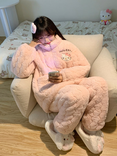 2025 new hellokitty coral velvet pajamas for women winter three-layer quilted plus velvet thickened cute home clothes