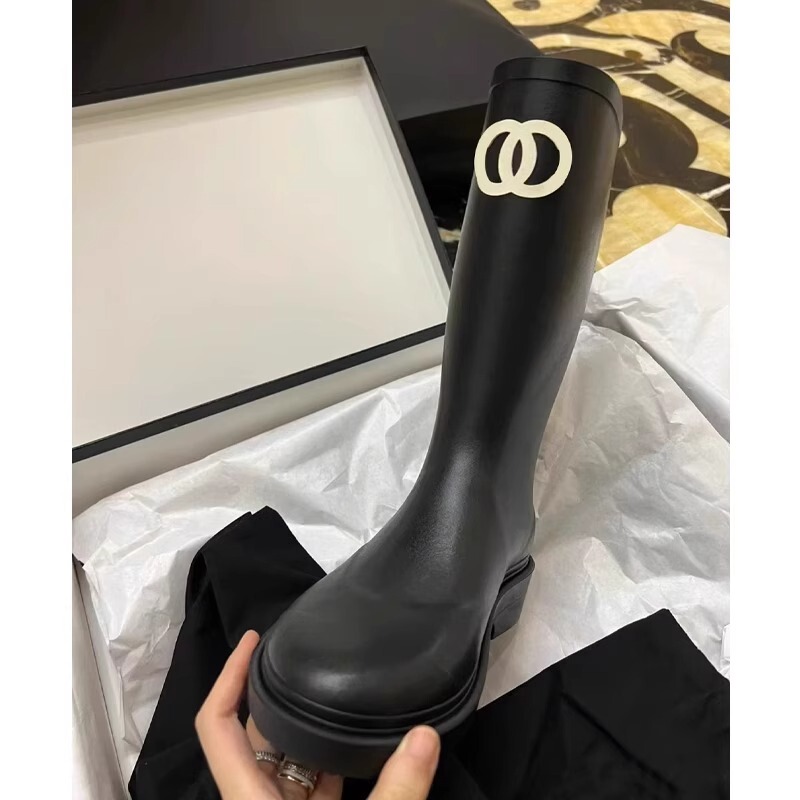 High-End! Chanel-Style Women's Mid-Calf Rain Boots for Early Autumn, Slimming, Height-Enhancing, Sophisticated Genuine Leather Black Women's Boots