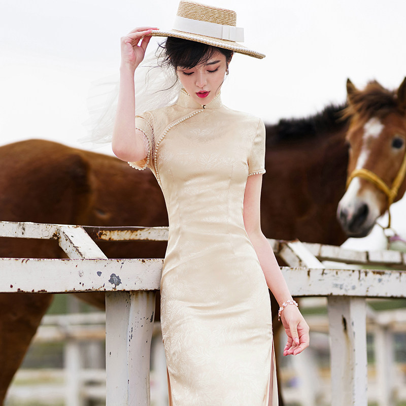 Long edition improved flaggown skirt high - sense champagne in 2022 new French vintage temperament high - end young style