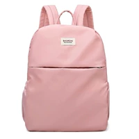 Розовая коляска для машины