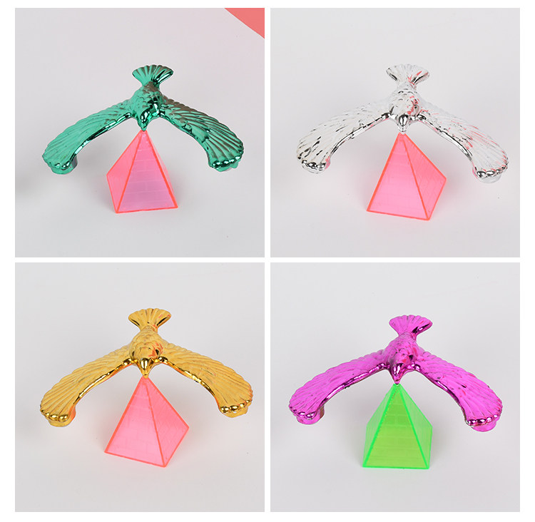 儿童益智玩具平衡老鹰重力不倒鸟创意桌面摆件小卖部吊板玩具热卖详情11