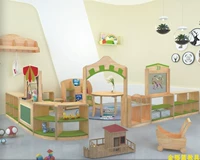 Комбинация угловой области зеленой зоны с твердым деревом