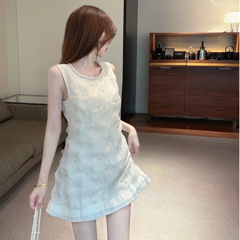 Summer French-Style Rhinestone Pleated Sleeveless Tank Dress, Elegant and Powerful Women's Short Dress