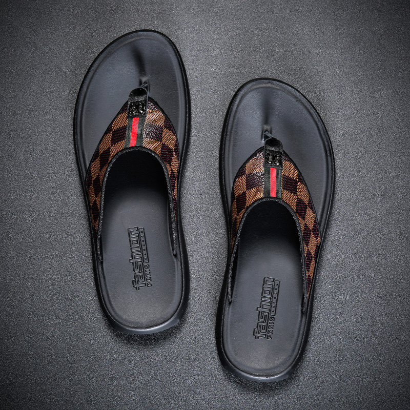 Slippers Herringbone drag Men Anti-slip Korean version Trend Summer Fashion Soft Bottom personality Outdoor Leisure 100 lap beach sandals