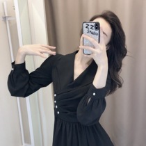 Waist dress 2021 autumn and winter new French retro dress high waist thin long sleeves over the knee Hepburn style small black dress