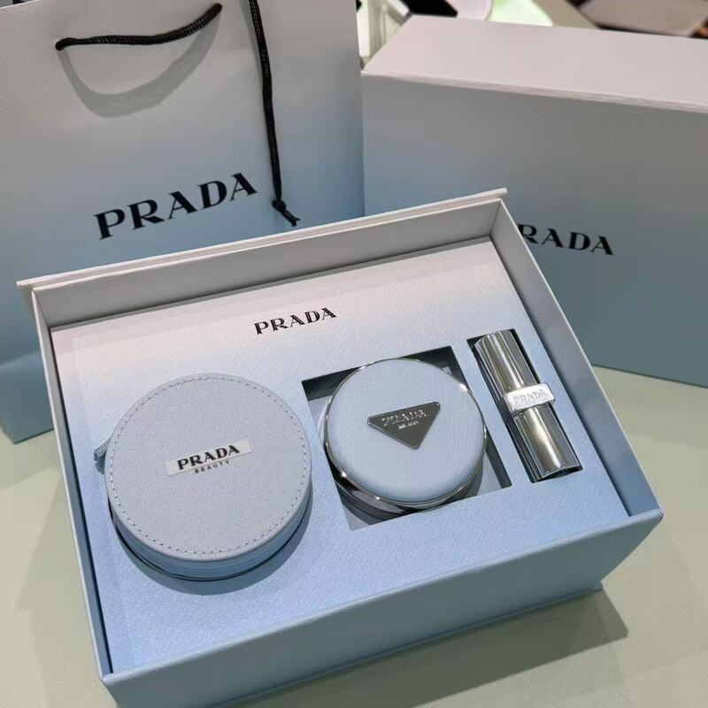 Prada 26 New Product Blue Nylon Cushion Good Luck Blue Cushion Lipstick Gift Box Gift Giving Prada 26 New Product Blue Nylon Cushion Good Luck Blue Cushion Lipstick Gift Box Gift Giving