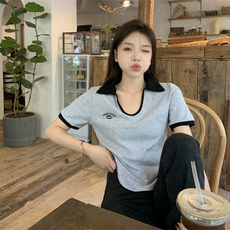 Солдатская детская одежда 2025夏装短袖百搭撞色v领宽松修身辣妹装网红短款t恤polo衫上衣 With the