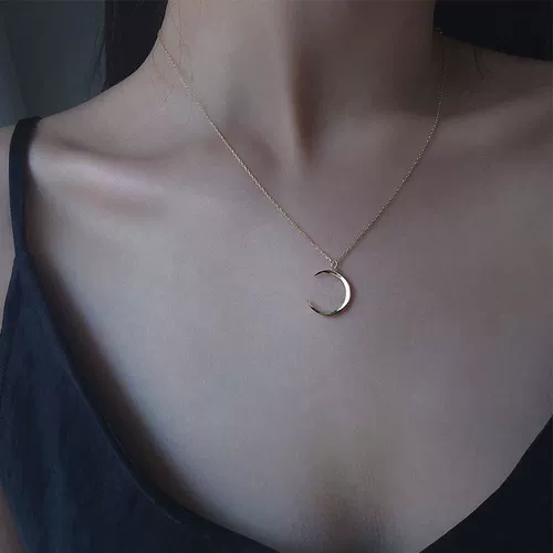 Дизайнерское ожерелье, цепочка до ключиц, аксессуар, тренд сезона, легкий роскошный стиль, коллекция 2023