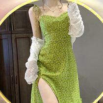 Gentle wind-style open fork green crushed flower harnesses even dress womens summer 2022 new snow spinning inner hitch bottom long dress