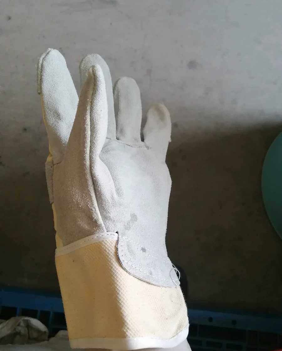 New new fus light grey glass rubber sheet short leather gloves especially soft for industrial welding