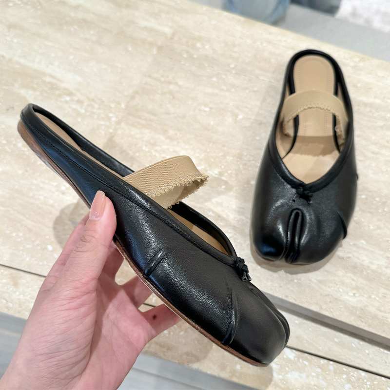 Top-Grade Pleated Strap Split-Toe Slippers for Women 2025 Summer New Style Pig's Trotter Tabi Ballet Flat Strap Genuine Leather Shoes