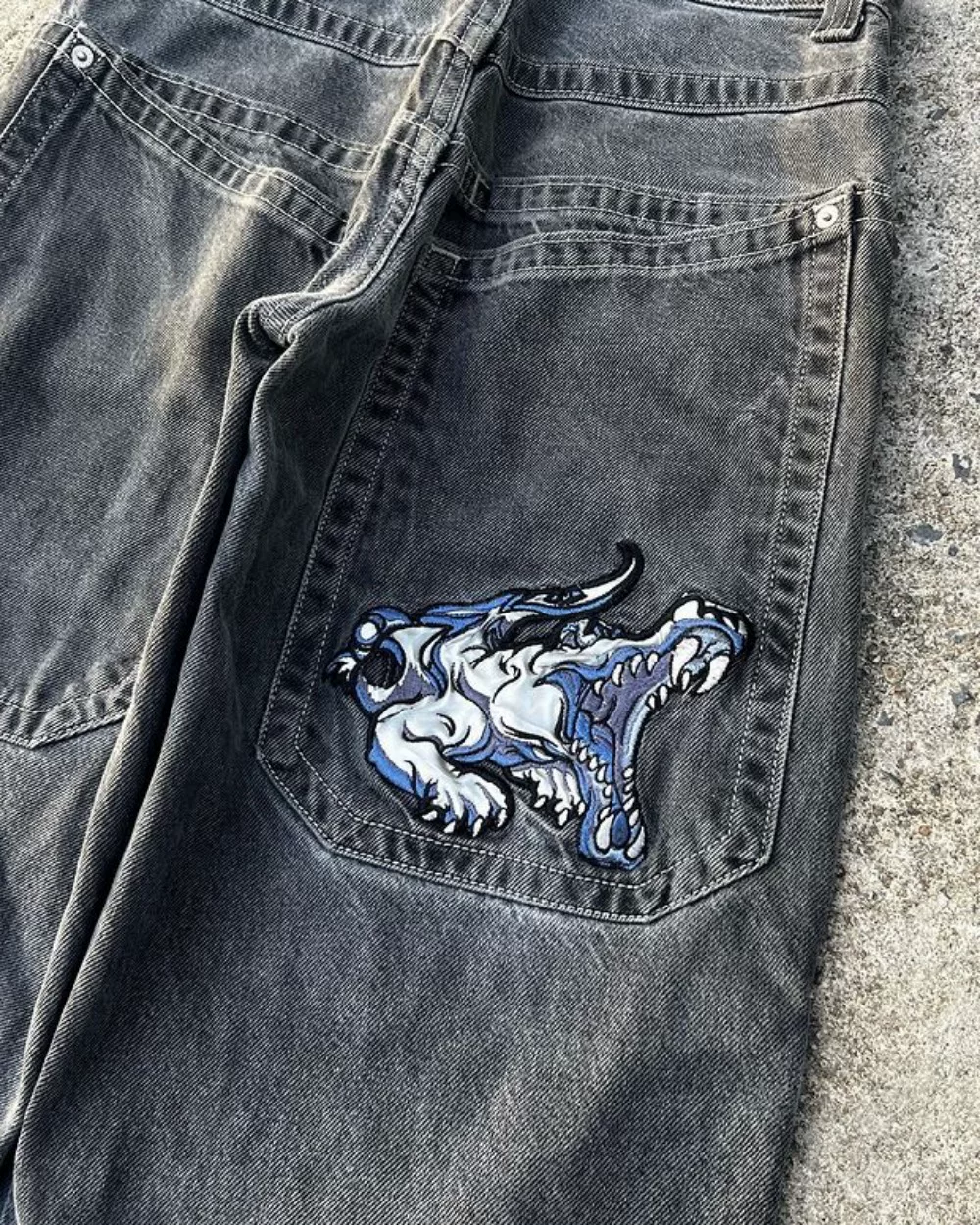 Уличные джинсы JNCO в стиле Y2K HIP HOP с графическим принтом CARTON GRAPHIC от Vinta