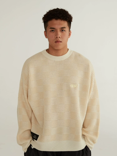 Официальный эквалайзер Ранний весенний свитер мужской схема плановой решетки с плакатой.