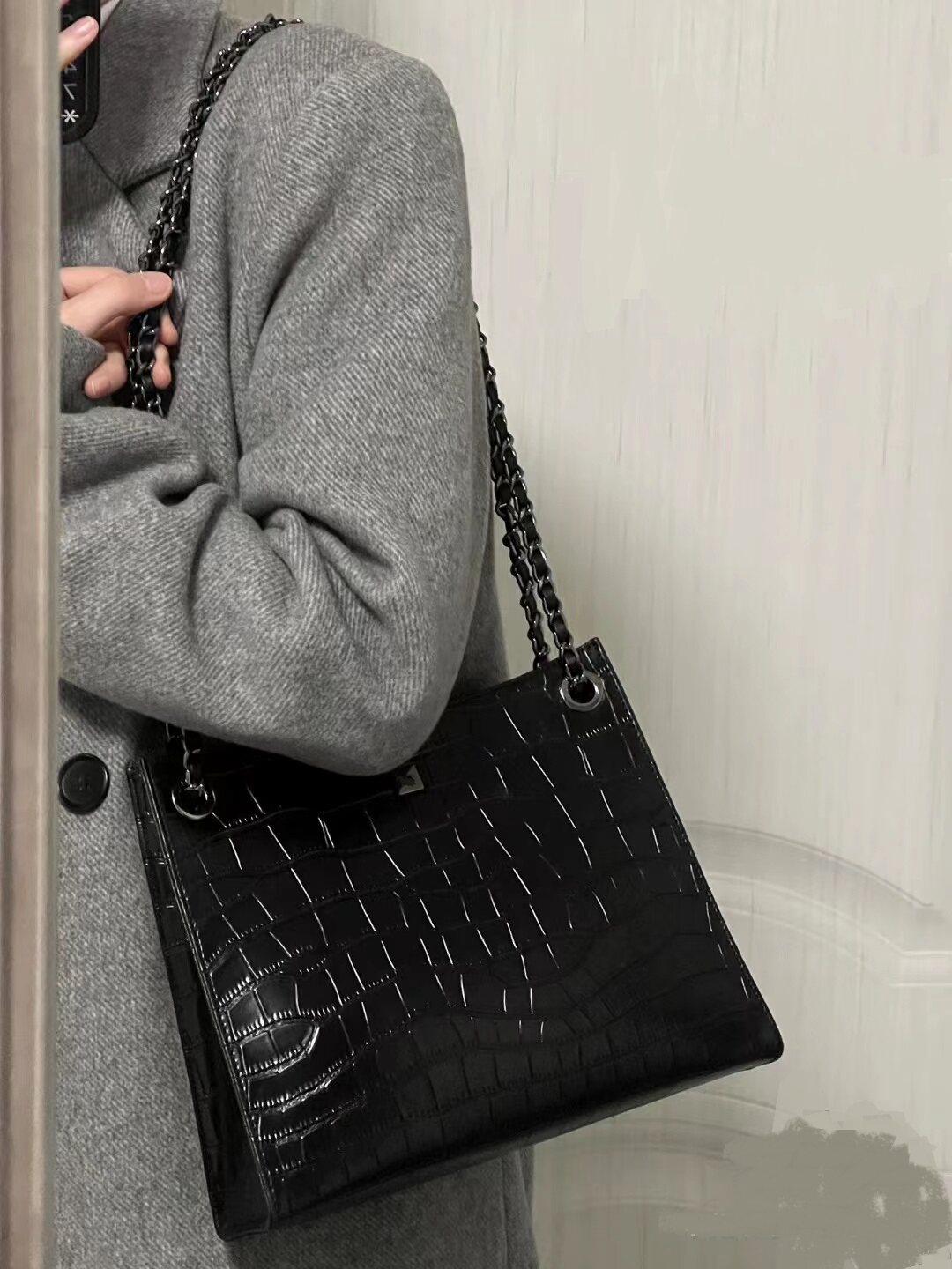 Nova tendência de grande capacidade em 2023, bolsas da moda este ano, bolsas de ombro único nas axilas,_voghion.com