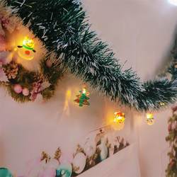 Christmas decoration color strip ribbon pull flower window scene arrangement party party Christmas tree decoration dark green top