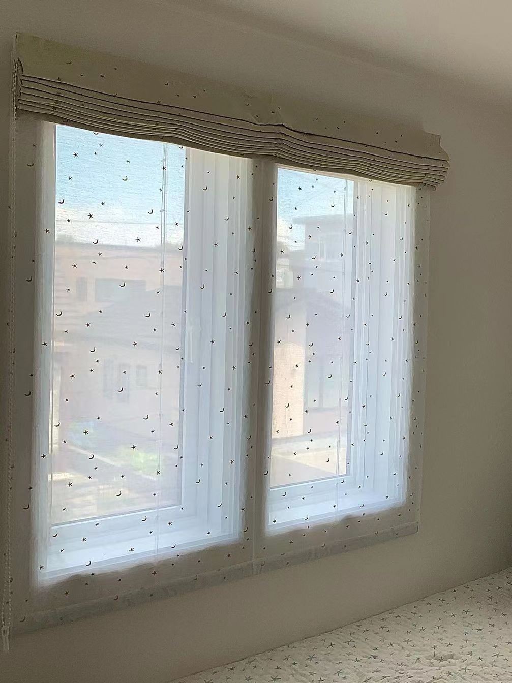 Japanese design Roman blind system flexible plate damping cloth double layer folding semi-automatic day and night Roman blind