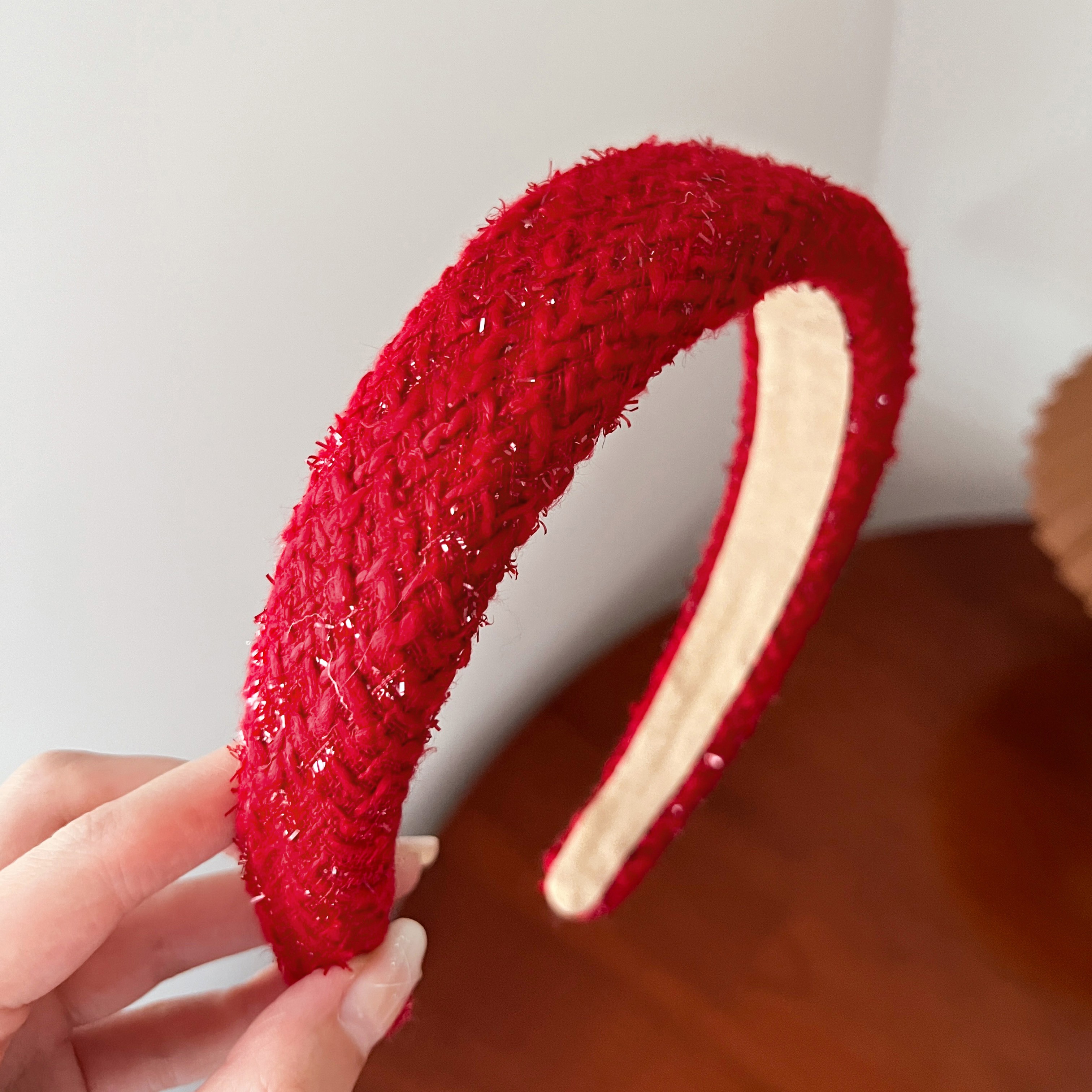 images 34:Small bacon blue hoop female high-cranial plush head hoop autumn winter shampoo hair stamp 2022 new high-end