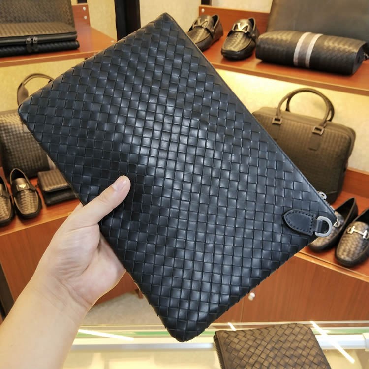 BV WHQN MAQH Handbags Men's leather handbag Woven Hand Grip Bag Clips Baotou Layer Bull Leather Envelope Wave