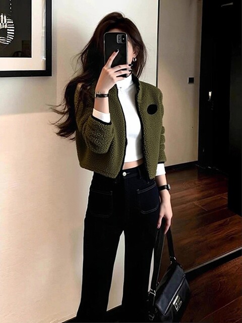Spring Casual Versatile Tops for Petite Women, Unique and Beautiful, Super Stylish Korean-Style Green Lamb Wool Short Jacket for Women